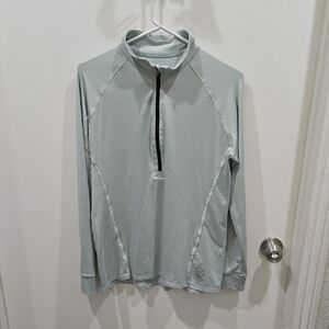 Women's Medium Quarter-Zip Pullover